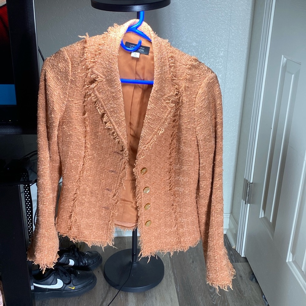 Terri Jon suit set. Orange blazer size 6, Brown pants(43% wool) size 6.